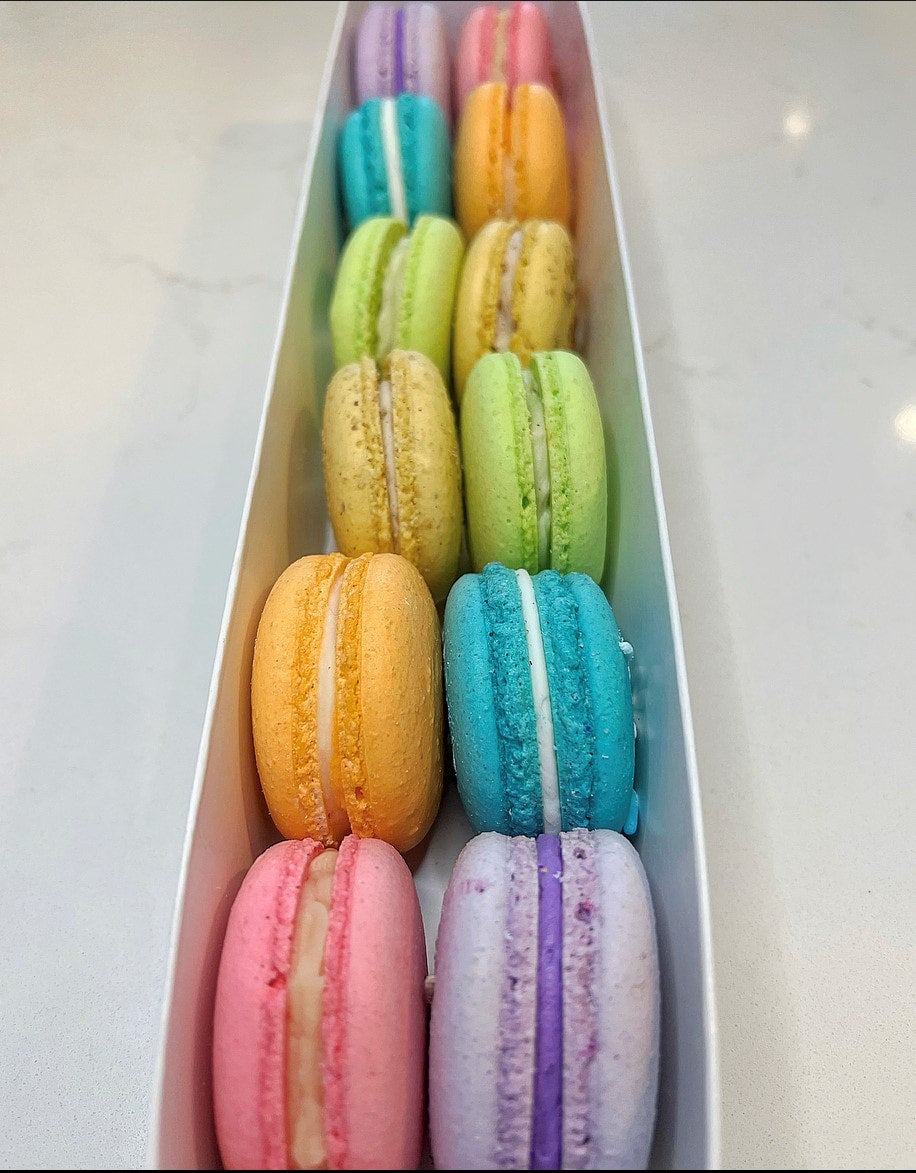 macaron 3pc+French+Macarons.png
